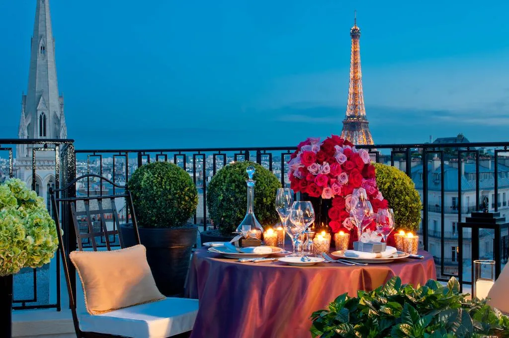 Hotel Interiors in the "Walks Through Paris" Lecture