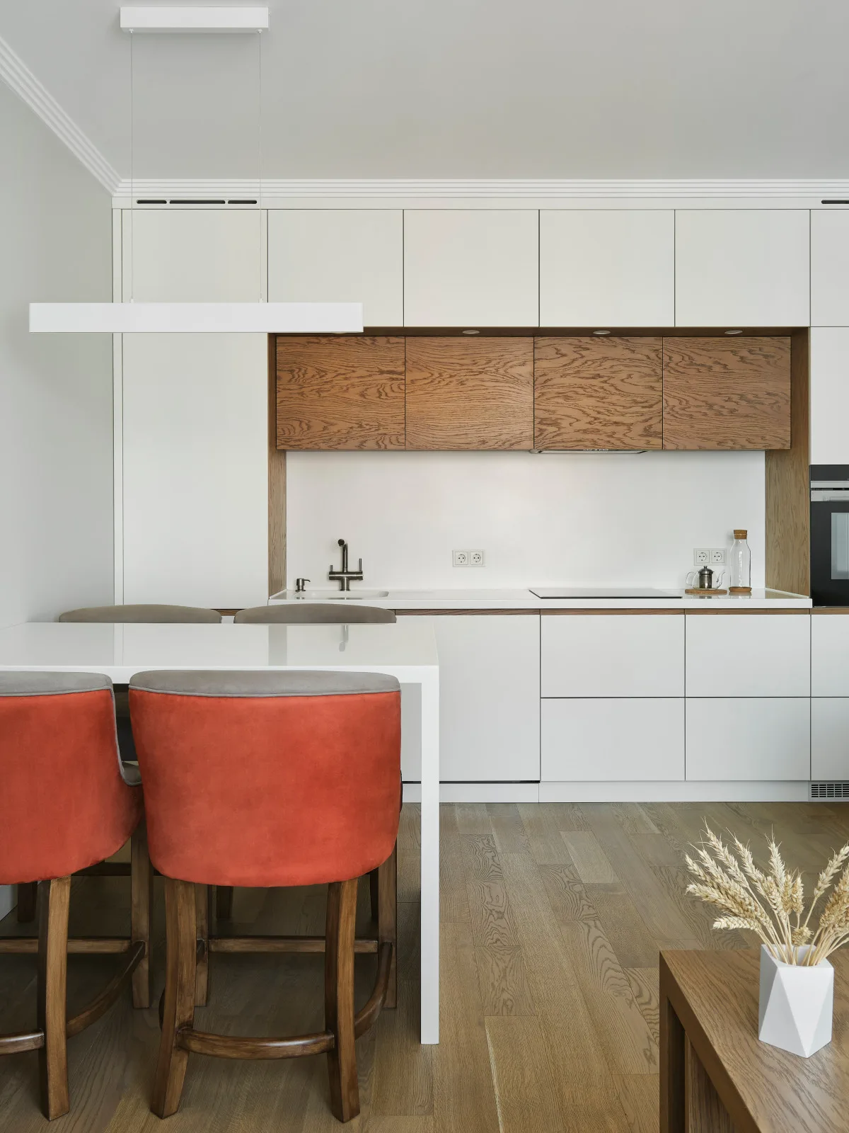 Ervye. Kitchen & Living Room