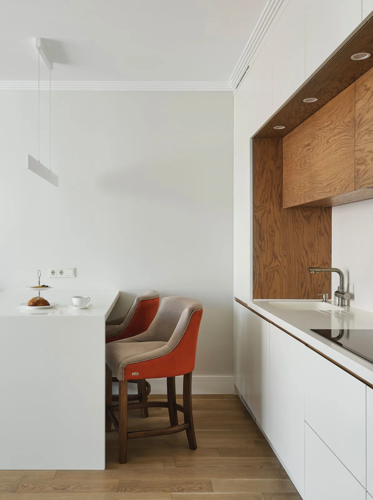 Ervye. Kitchen & Living Room
